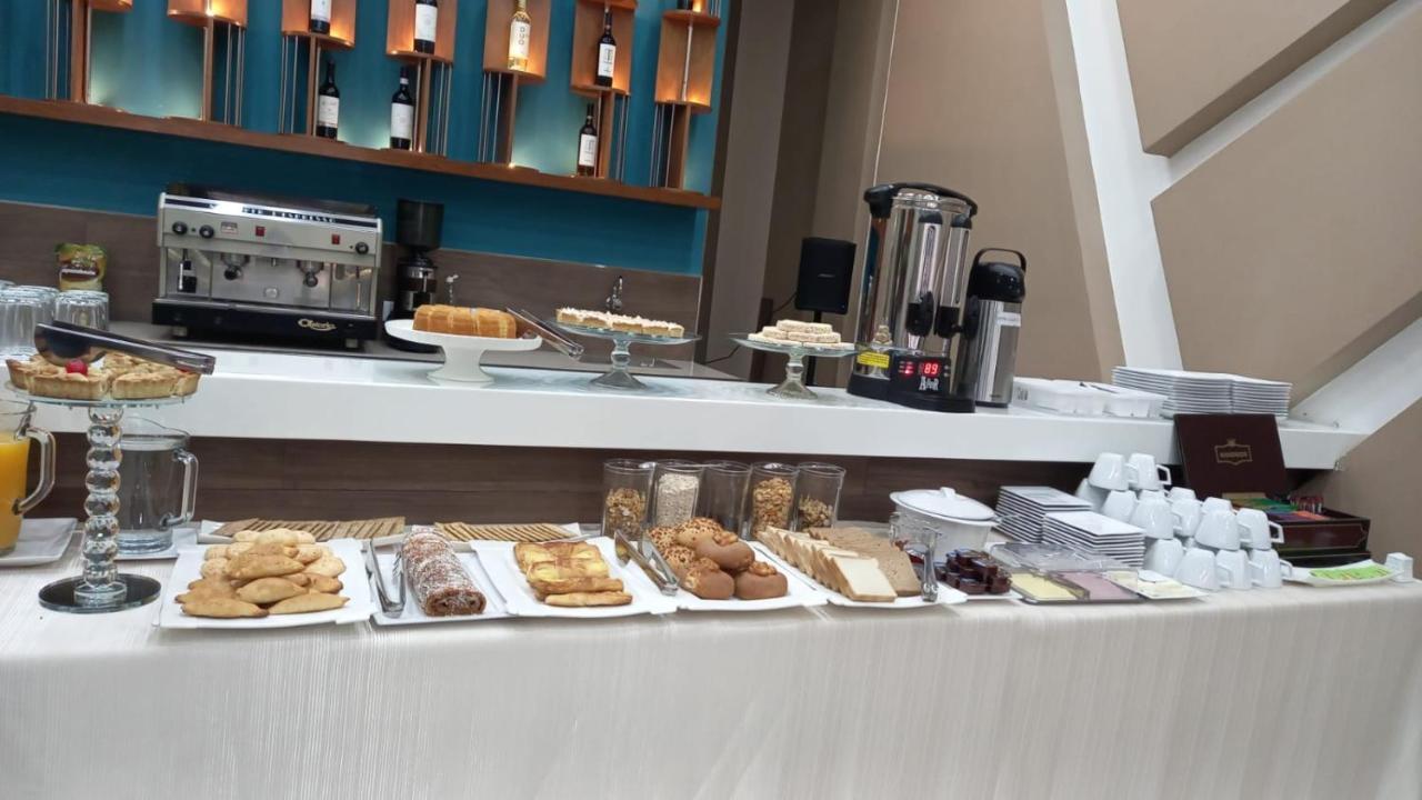 Hotel Innova 타리하 외부 사진