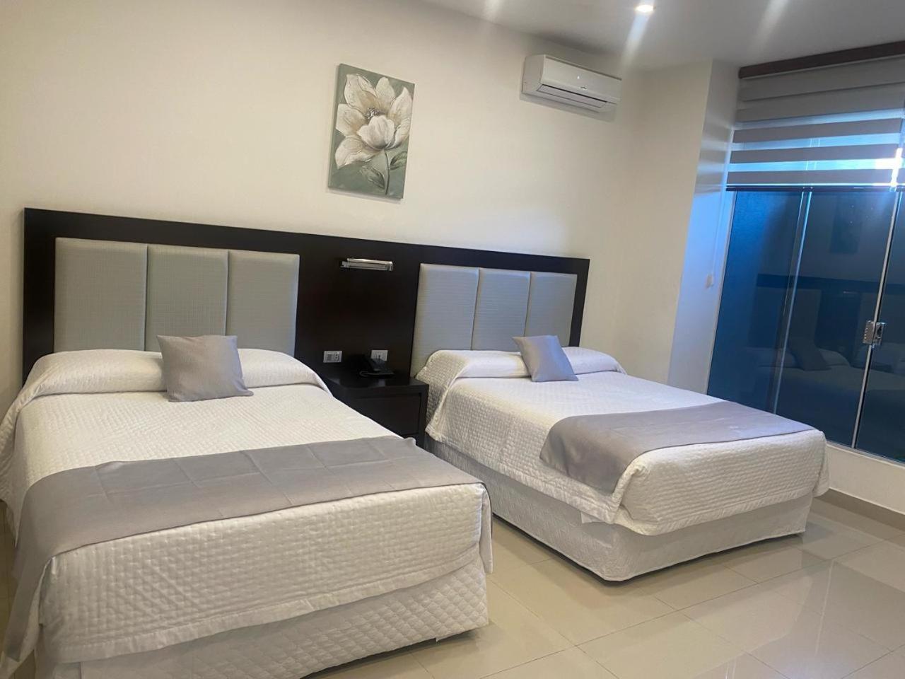 Hotel Innova 타리하 외부 사진